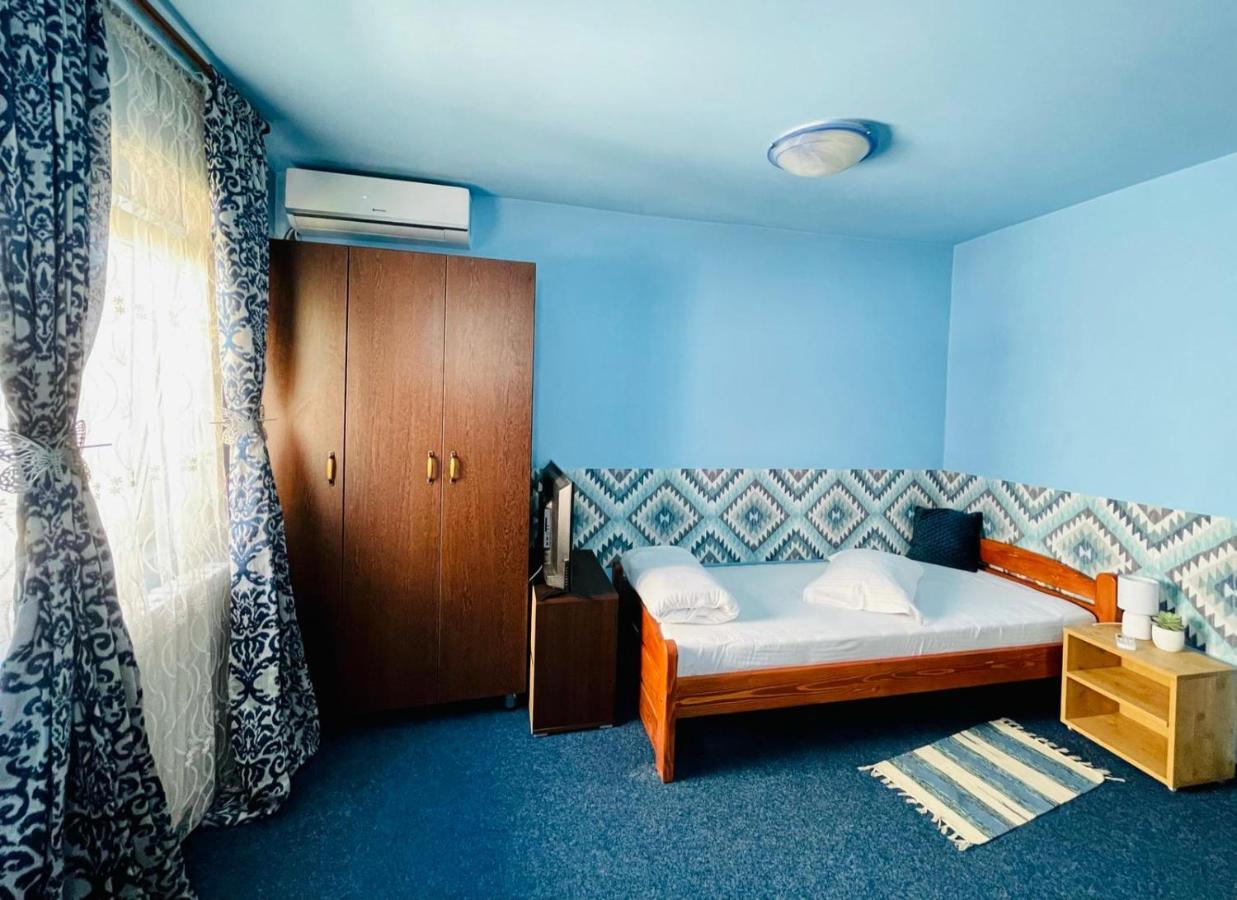Pensiunea Texas Self Check-In Cluj-Napoca Chambre photo